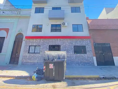 ALQUILER 1 AMBIENTE - IMPECABLE ESTADO - AL FRENTE - MUY LUMINOSO