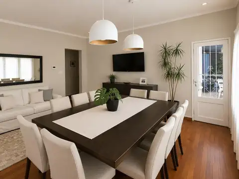 Casa en Venta en Castelar Norte, USD 385.000