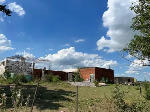 VENTA HA CON CONSTRUCCION