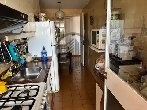 Departamento 4 ambientes con 2 baños