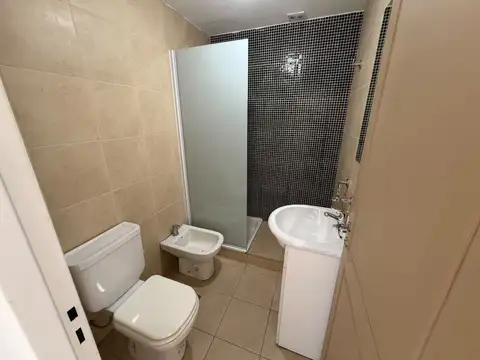 Departamento en Alquiler con 1 cocheras