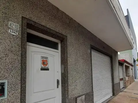 Diego Pombo 1300, Piso 1°