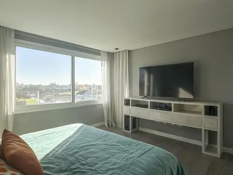 Casa en venta en Albanueva con amarra propia