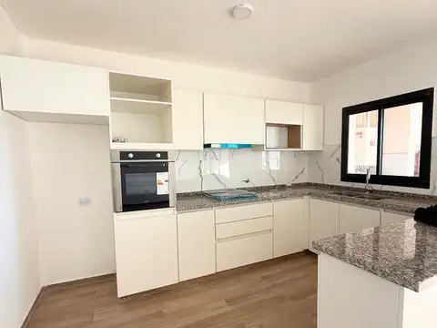 ALQUILER  DUPLEX A ESTRENAR 3 DORMI. EN CAMPOS MANANTIALES