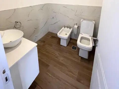 Casa en Alquiler al Oeste