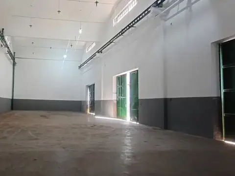 Alquiler Galpón Deposito 700m2 Quilmes