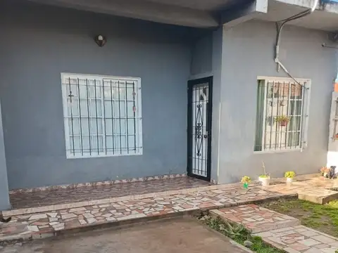 Casa en Alquiler en José Clemente Paz, $ 550.000