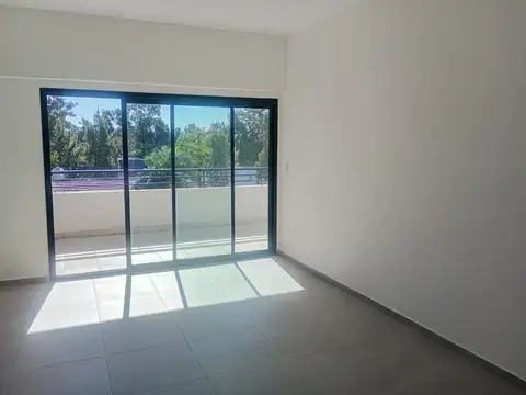 Departamento en Alquiler en Hurlingham, $ 900.000