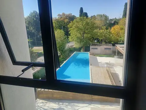 Departamento en Alquiler con 1 cocheras
