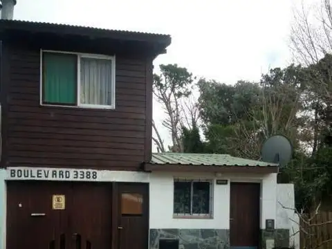 Casa - Venta - Argentina, Villa Gesell - Boulevard Gesell 3480