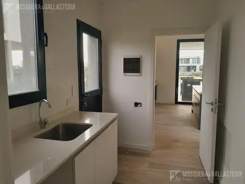 Casa en Venta en San Matias, USD 425.000