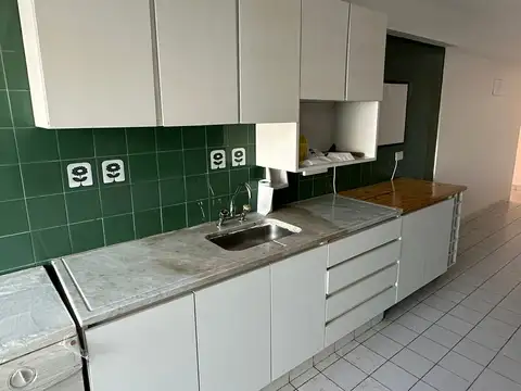 Departamento 4 ambientes con 2 baños