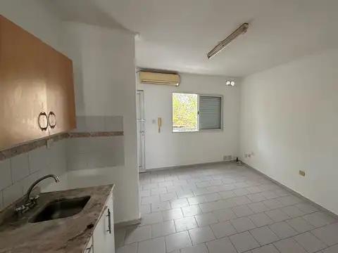 Departamento en Alquiler con 1