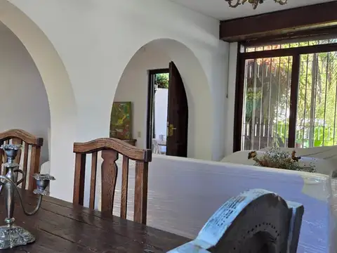 Casa en Alquiler en Bella Vista, USD 1.600