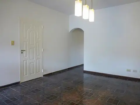 Depto Tipo Casa en Venta de 2 ambientes