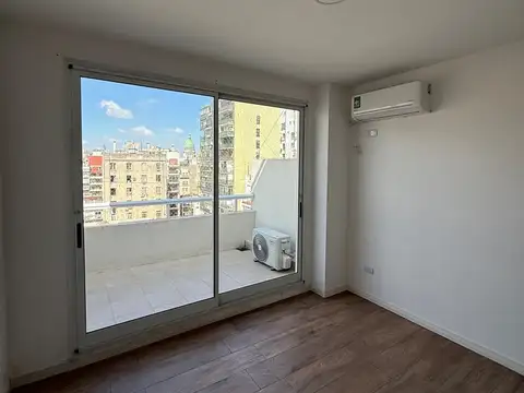 ALQUILER MONOAMBIENTE AMPLIO Y MODERNO CON BALCON TERRAZA EN SAN NICOLAS PISO ALTO!