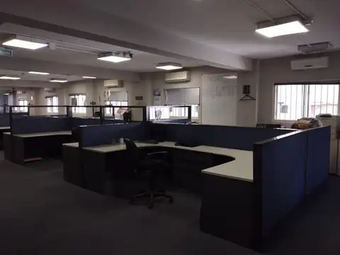 Venta piso entero en Maipú y Lavalle