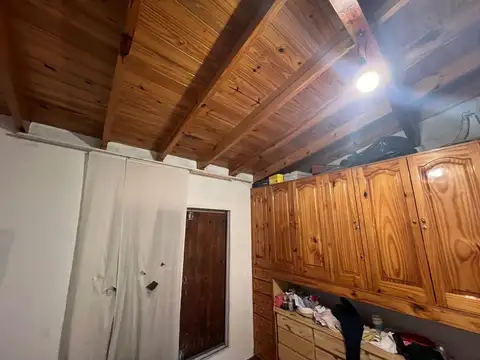 Casa 5 ambientes con cochera San Justo