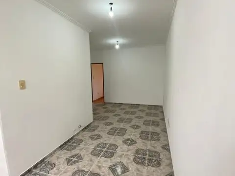 Depto Tipo Casa en Alquiler en La Plata, $ 500.000