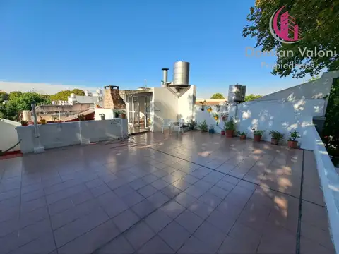 Depto Tipo Casa en Venta de 5 ambientes