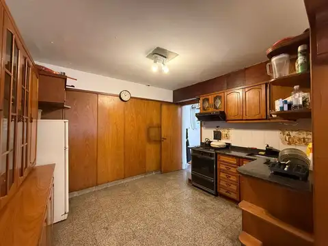 José León Suárez 2300