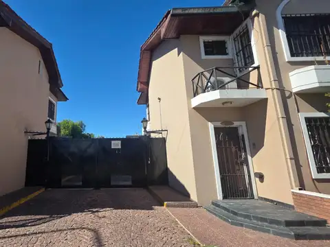 Depto Tipo Casa en Venta de 2 dormitorios