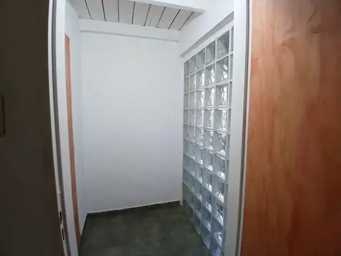 Casa en Alquiler con 1 cochera