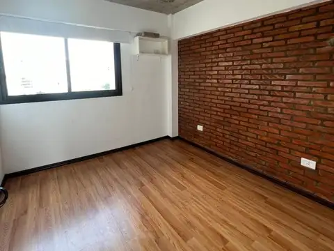 Venta departamento 1 dormitorio con balcón al frente