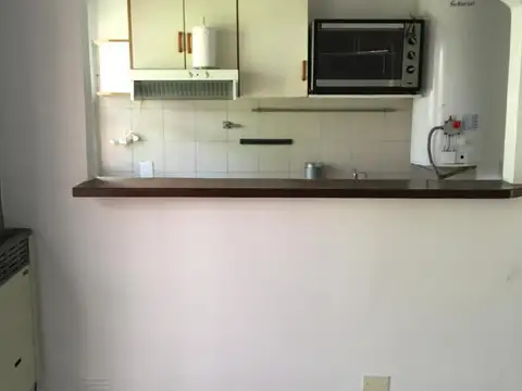 Depto Tipo Casa en Alquiler con 1 cocheras