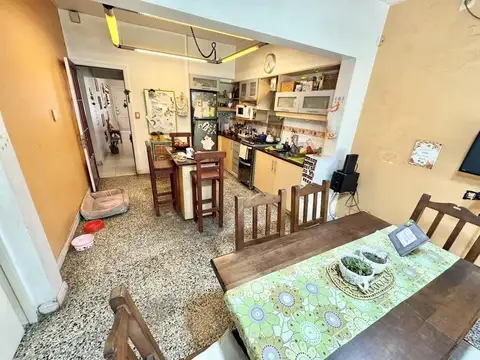 Casa americana 3 ambientes en excelente ubicación