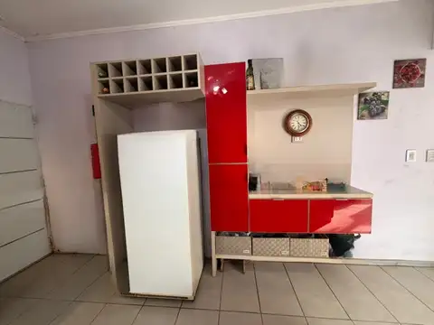 Casa 5 ambientes con 1 baño