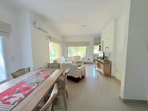 Casa en Alquiler de 2 dormitorios