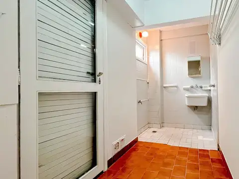 Departamento 4 ambientes con 2 baños