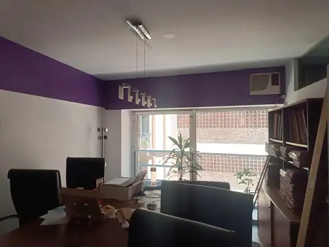 Oficina en Alquiler al Este
