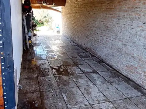 VENTA DE CASA 3 AMB EN MERLO, PBA