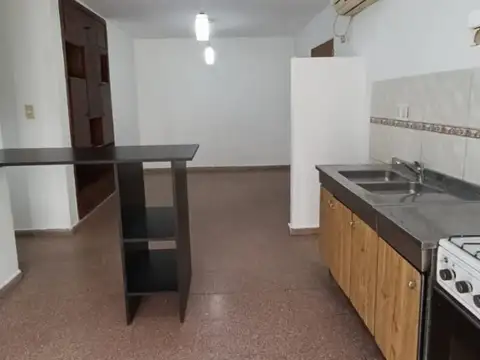 Departamento de 2 dormitorios en alquiler — Santa Rosa al 1300, Córdoba
