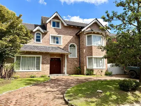 Casa en Venta en La Escondida, USD 580.000