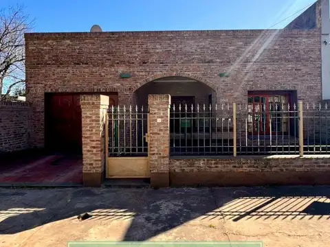 Casa En Venta 4 amb. - Apta Crédito Hipotecario - Mercedes