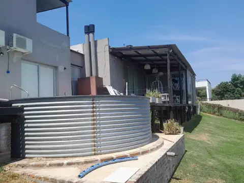 El Solar de Victoria, Country Náutico