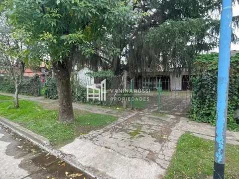 Falucho N° 1669 Ing. Maschwitz. 100