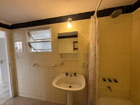 VENTA DEPARTAMENTO 2 AMBIENTES - MICROCENTRO