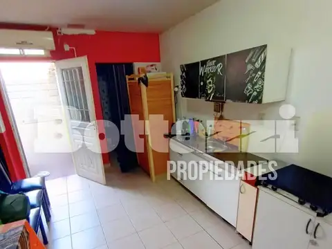 Depto Tipo Casa en Venta en Remedios De Escalada, USD 40.000