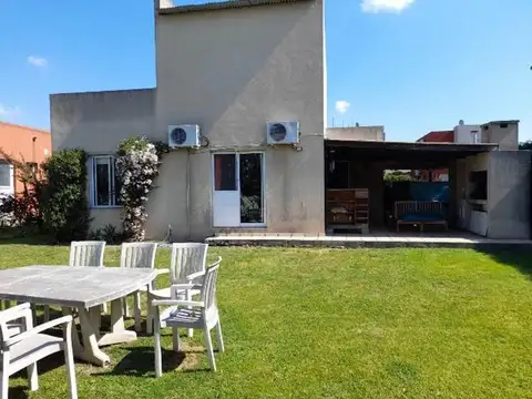 Casa en Venta con cochera