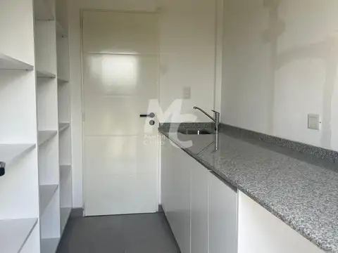 Casa 6 ambientes con 3 baños