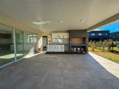 Casa  en Venta en El Aljibe, Pilar, G.B.A. Zona Norte