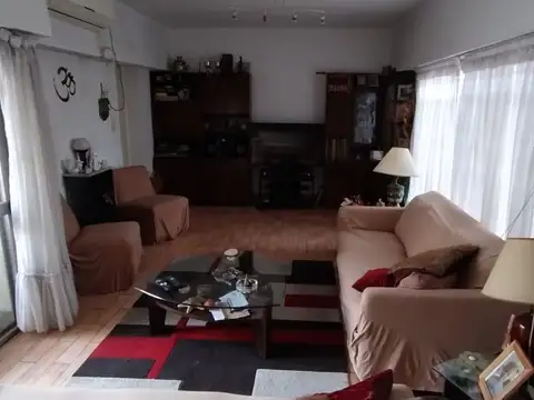 Casa en Venta en Monte Castro, CABA