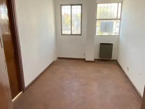 Oficina en Alquiler en Olivos, $ 1.300.000