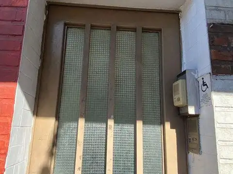 Oficina en Alquiler 50 años