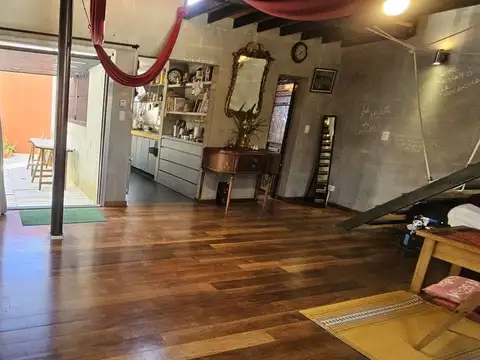 Depto Tipo Casa 11 ambientes con 4 baños