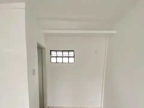 Local en Alquiler en Manuel B Gonnet, $ 320.000